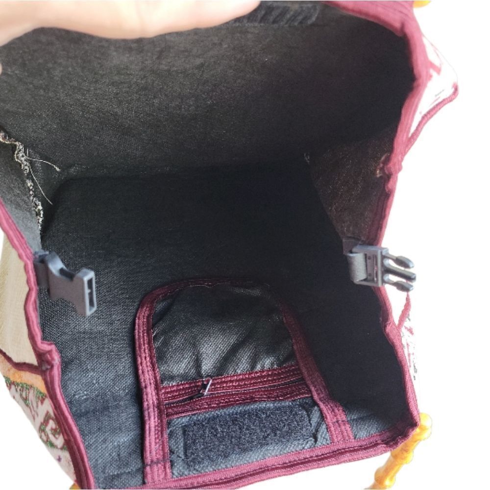 ‎Colorful Handmade Aztec Printed Handbag with Bamboo Handle - Picture 3 of 6